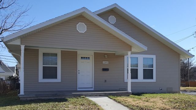 2202 N Prospect Ave front Newer Three Bedroom